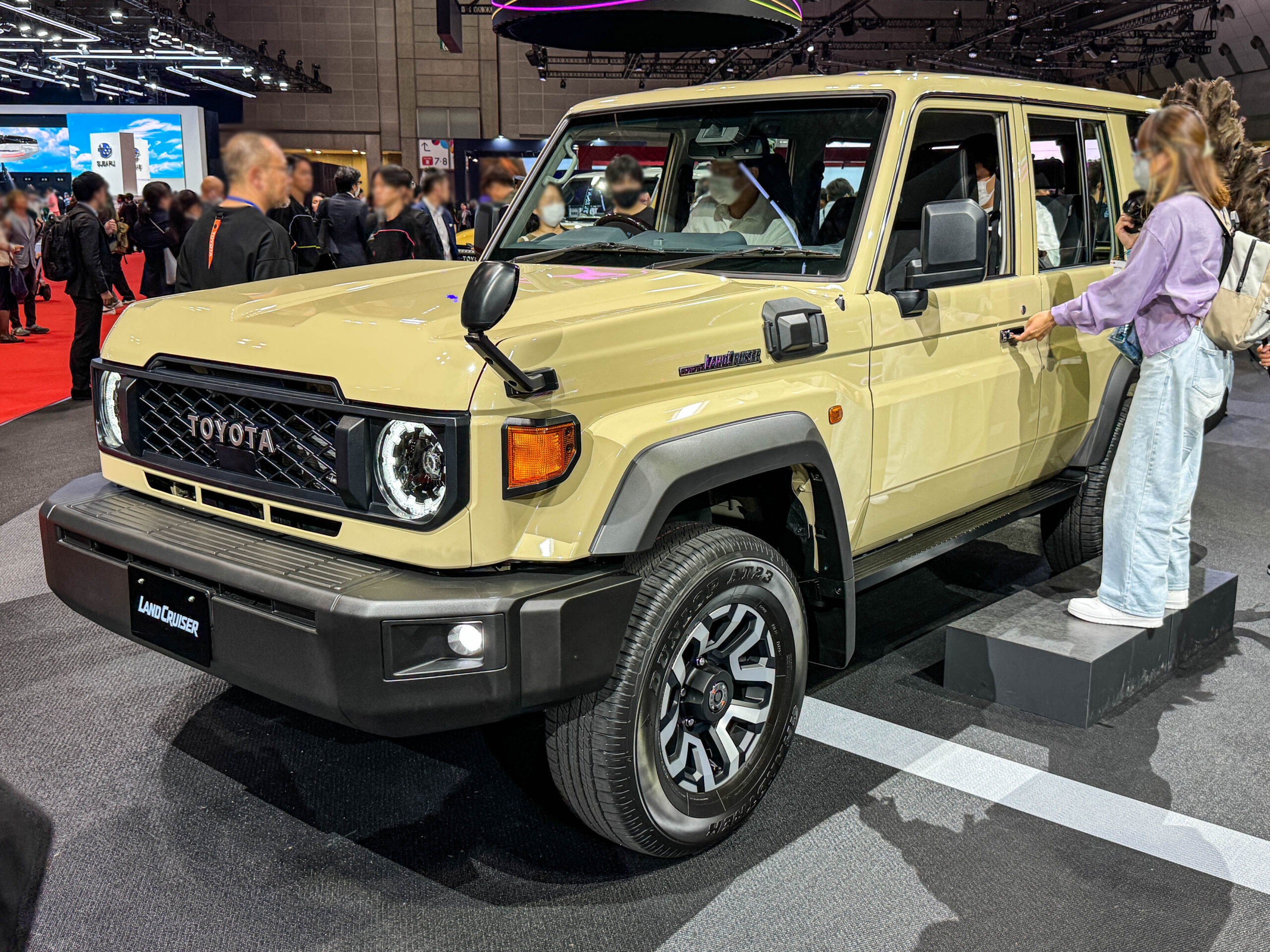 トヨタ ランドクルーザー 70 再再販 純正 265/70R16 5本セット 2025年