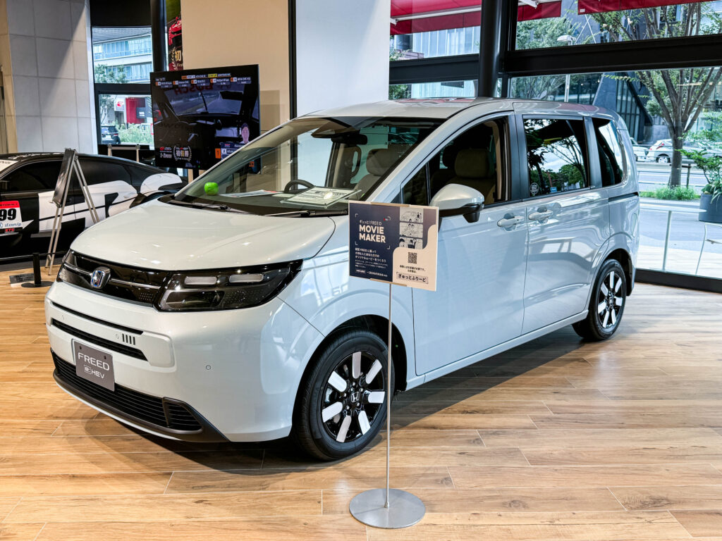 外装レビュー】進化した新型FREED！e:HEV AIR EXの