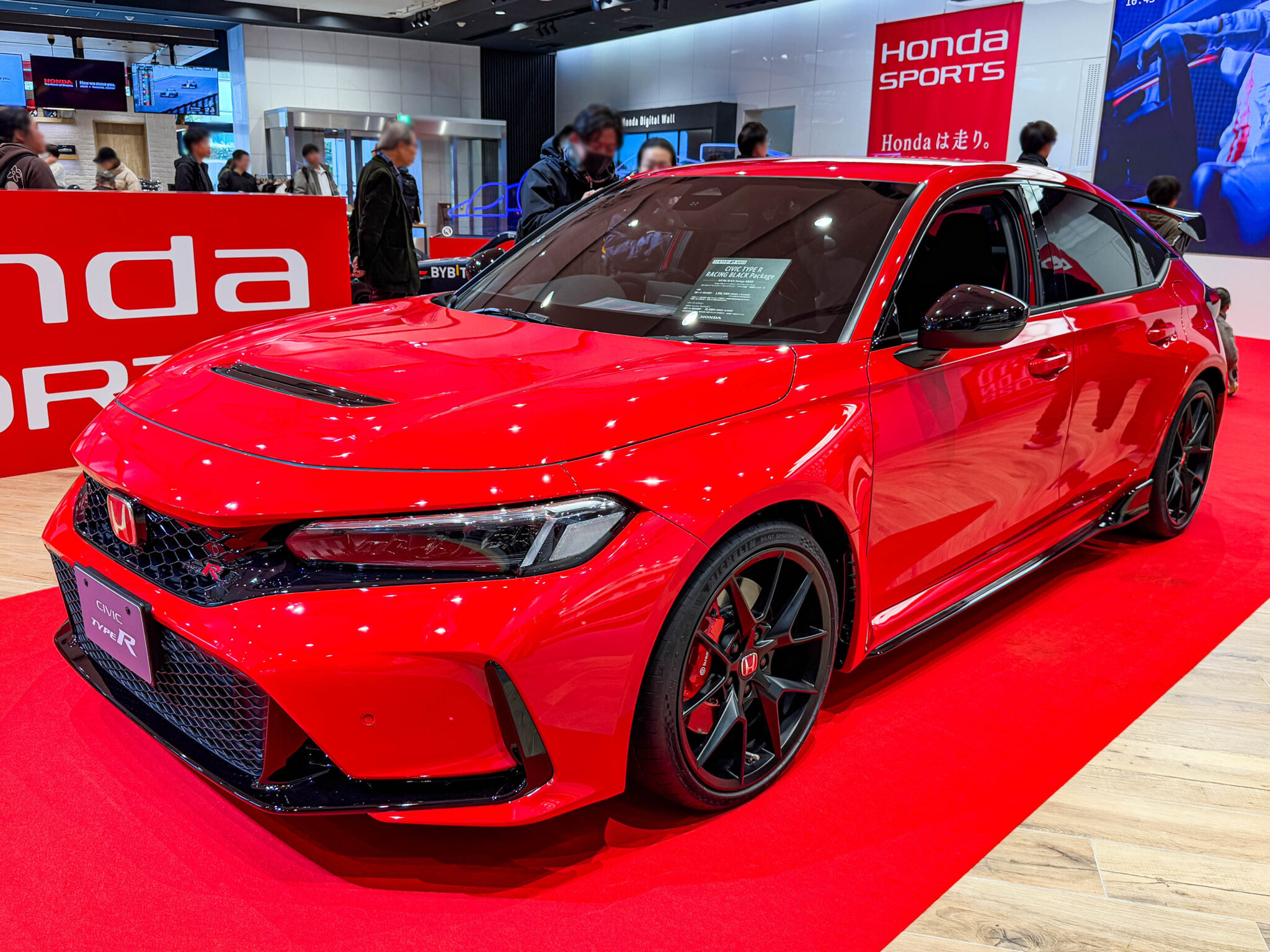 【内装メイン】写真で見るシビック TYPE R Racing BLACK Package：標準モデルとの違いを解説 - PAPER ...